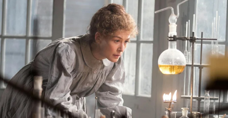 RADIOACTIVE: IL “FUOCO” CHE CAMBIA IL MONDO - Venerdì 19 dicembre alle 21.00